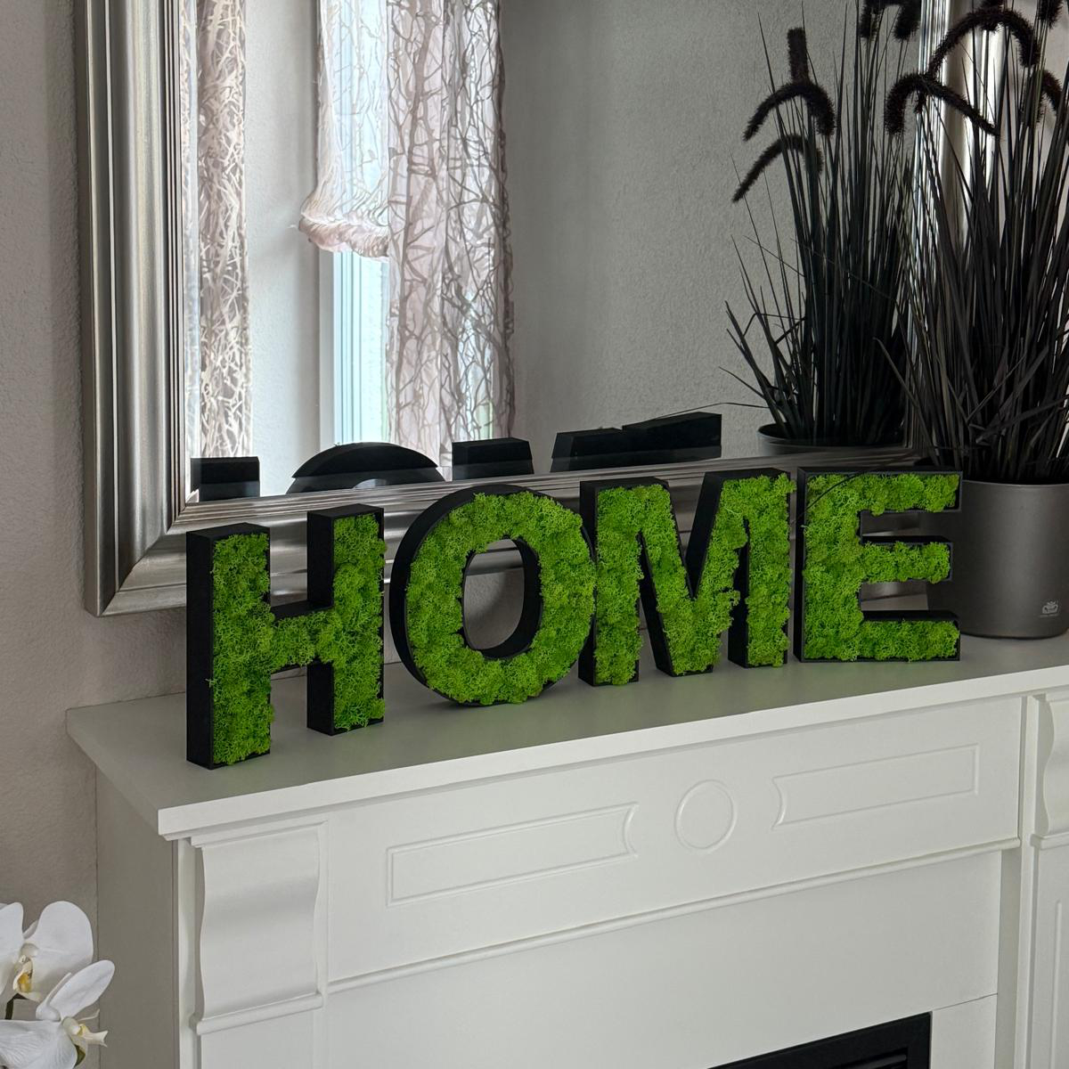 Home Schriftzug mit Moos